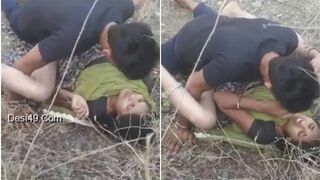 Desi Tamil Dehati Bhabhi Outdoor Jungle Sex